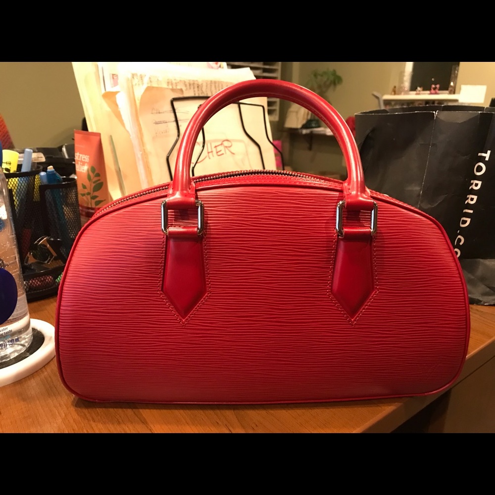 Authentic Louis Vuitton Epi Jasmin